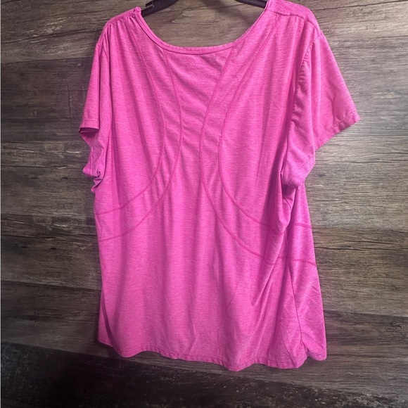 Reebok Pink Athletic Tee Shirt - Picture 7 of 7